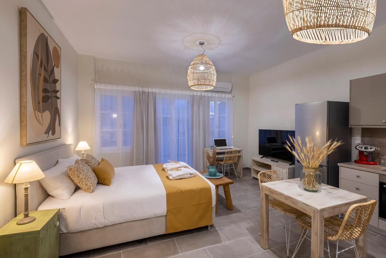 Grammata Suites Ermoupoli Esterno foto