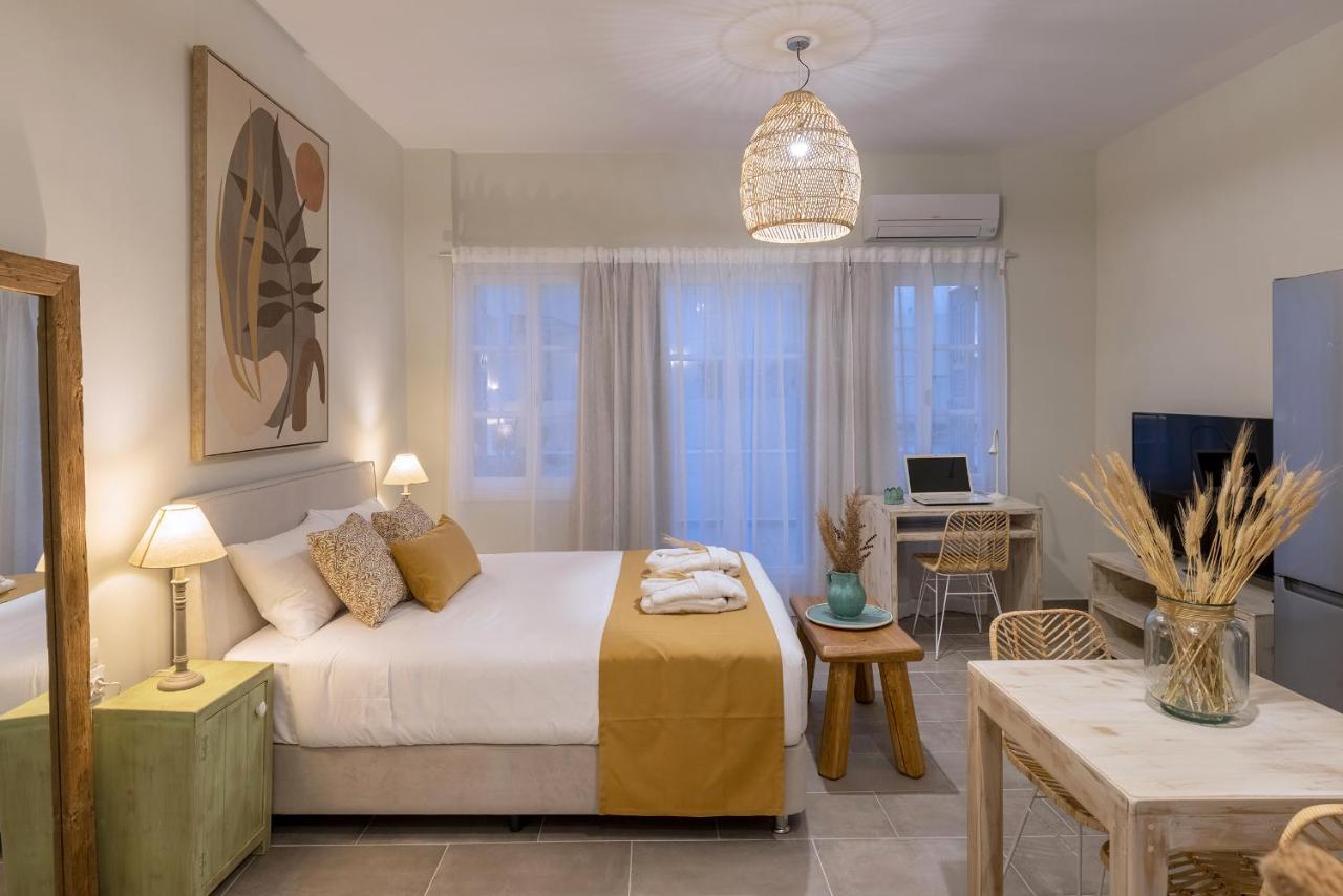 Grammata Suites Ermoupoli Esterno foto