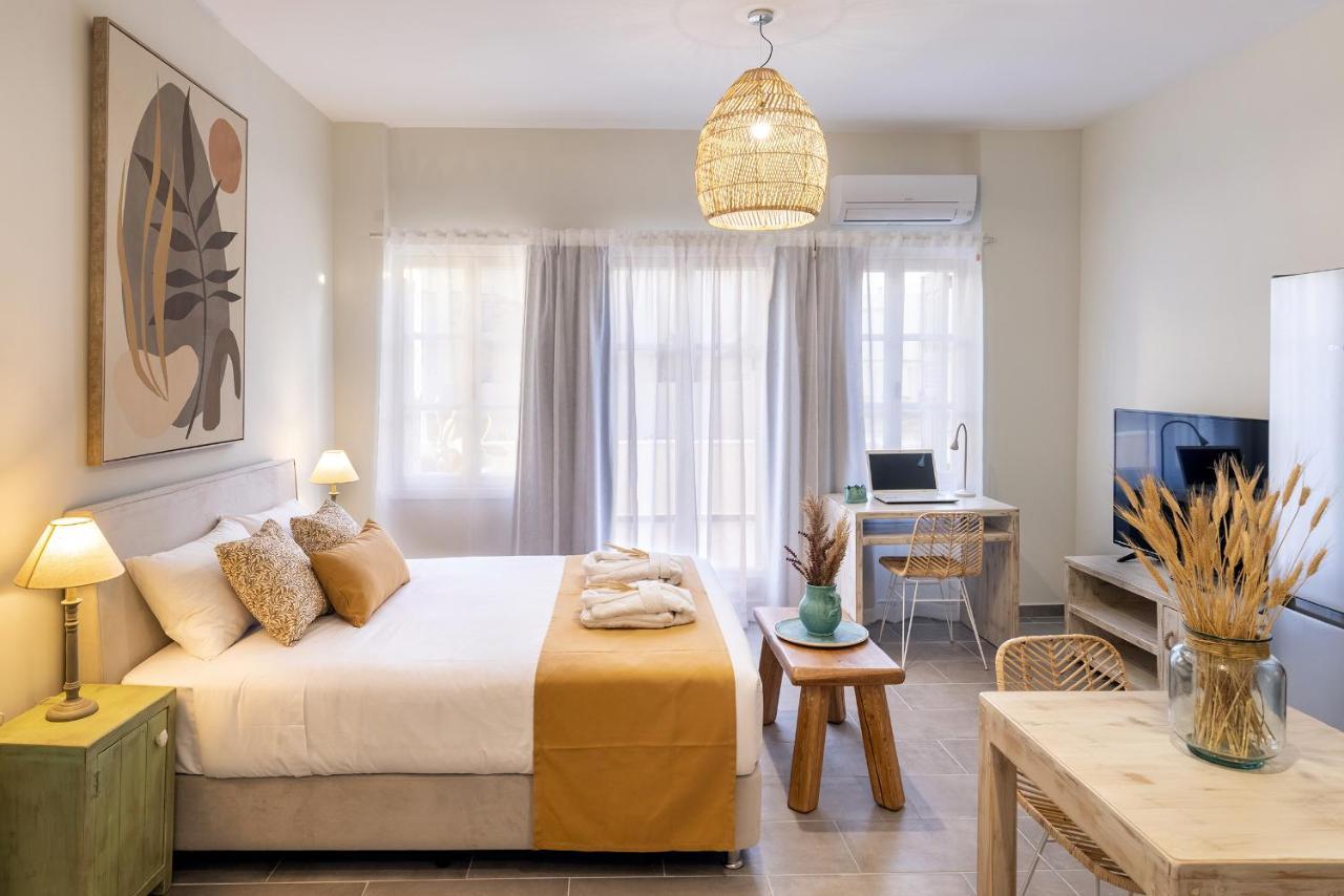 Grammata Suites Ermoupoli Esterno foto