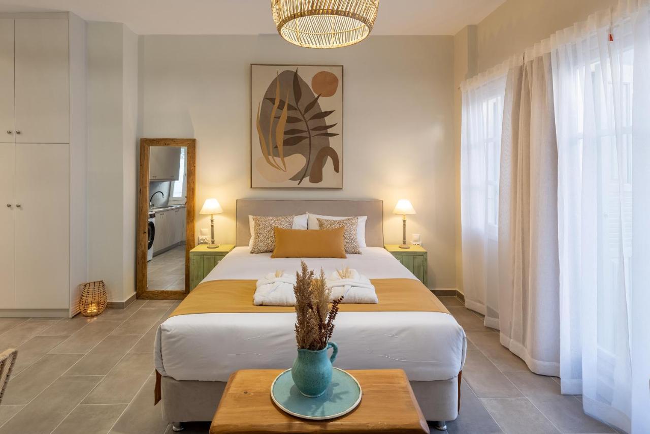 Grammata Suites Ermoupoli Esterno foto