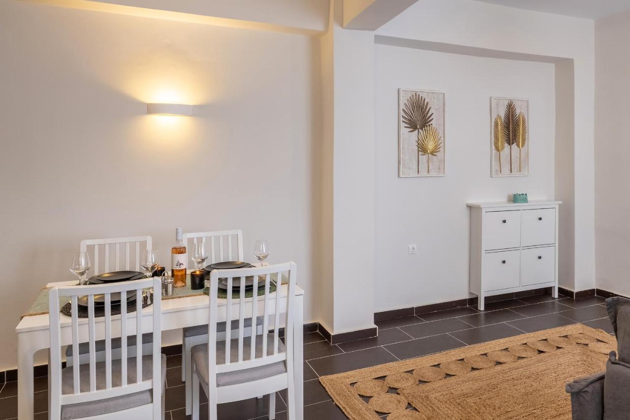 Grammata Suites Ermoupoli Esterno foto
