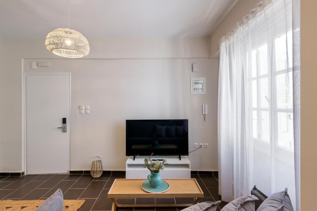 Grammata Suites Ermoupoli Esterno foto
