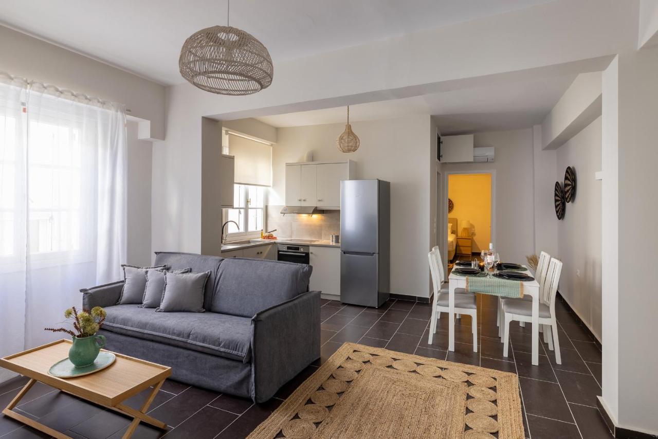 Grammata Suites Ermoupoli Esterno foto