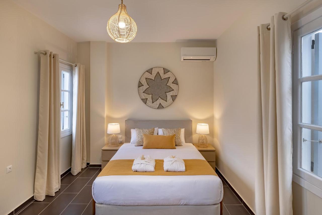 Grammata Suites Ermoupoli Esterno foto
