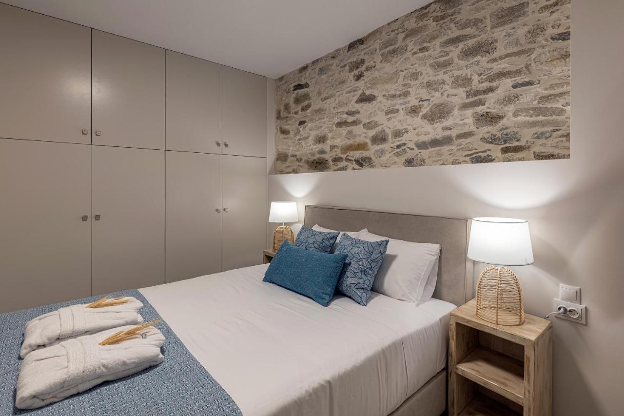 Grammata Suites Ermoupoli Esterno foto