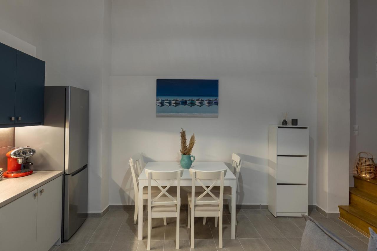 Grammata Suites Ermoupoli Esterno foto